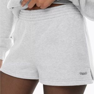 *BNWOT* Aritzia Tna COZY FLEECE PERFECT 2" SWEATSHORT HEATHER CHROME Size: XS